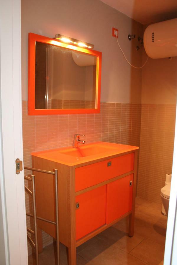 Clb Feria Apartment Севиля Екстериор снимка