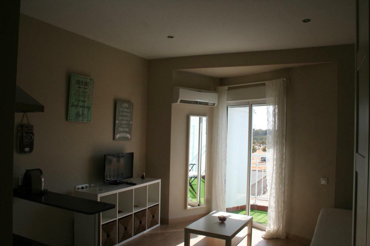 Clb Feria Apartment Севиля Екстериор снимка